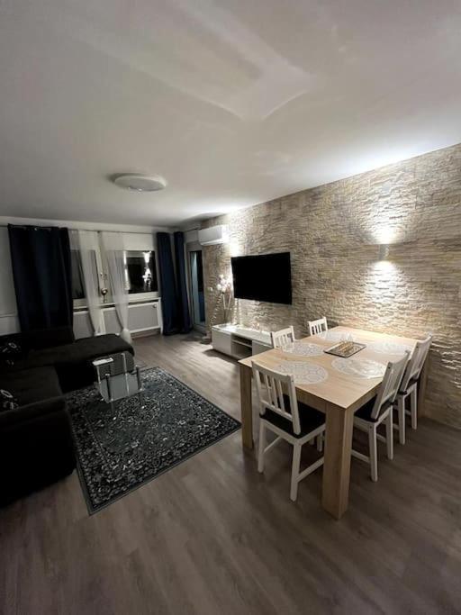 Familienwohnung Naehe Europapark, Messe, Gifiz See Offenburg Exteriör bild